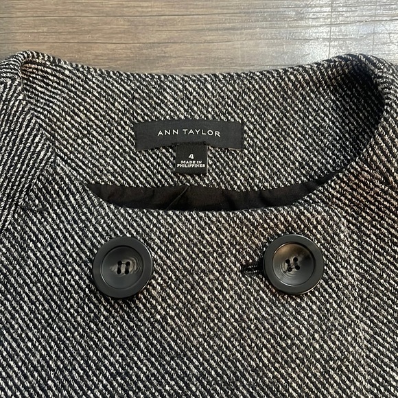 Ann Taylor Double Breasted Collarless Blazer Grey Size 4 - Picture 6 of 7